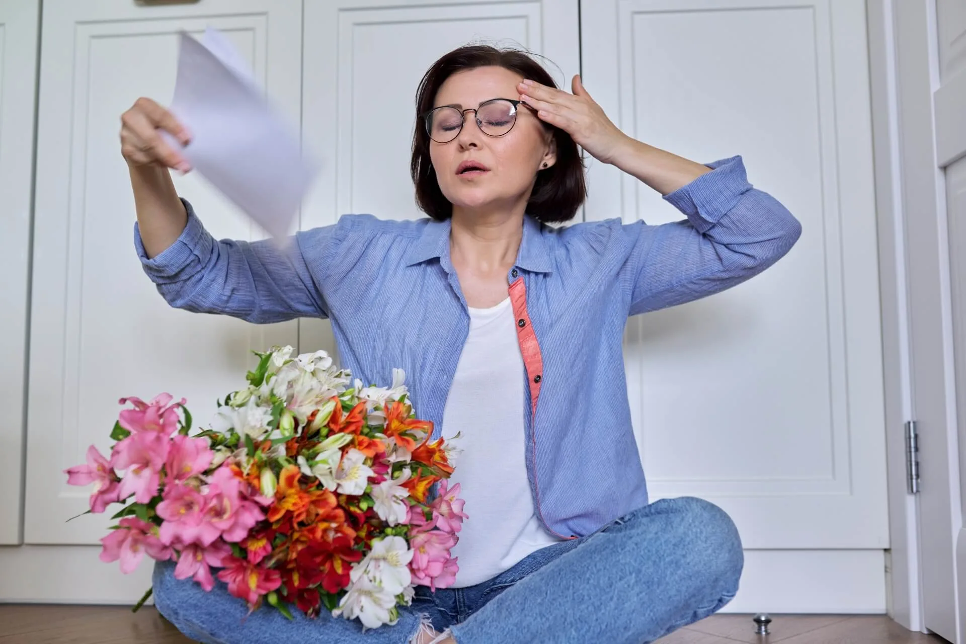 Perimenopause: Symptoms, Staging & When to Seek Help
